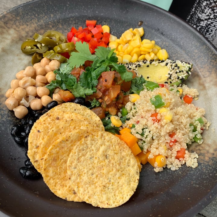 review photo of CLOSED - Privé CHIJMES Mad-For-Mexican Salad shared by @happyfitvegan on 19 Dec 2020 - review