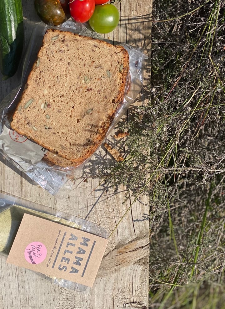 Woolworths Food MultiSeed Rye Bread Review abillion