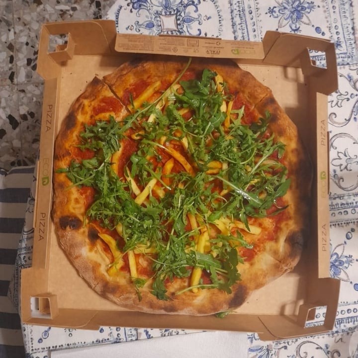 review photo of La Picea 2.0 Pizza Rossa Con Rucola E Patatine shared by @crispypotato on 12 Aug 2022 - review