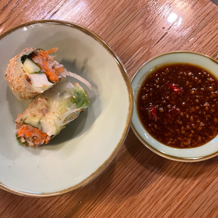 photo of The Kind Bowl summer roll shared by @soy-orbison on  27 Oct 2022 - review