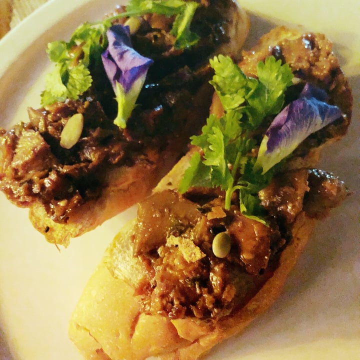 review photo of Fig & Maple Pickled Eggplant Bruschetta shared by @tanishasangha on 10 Oct 2020 - review