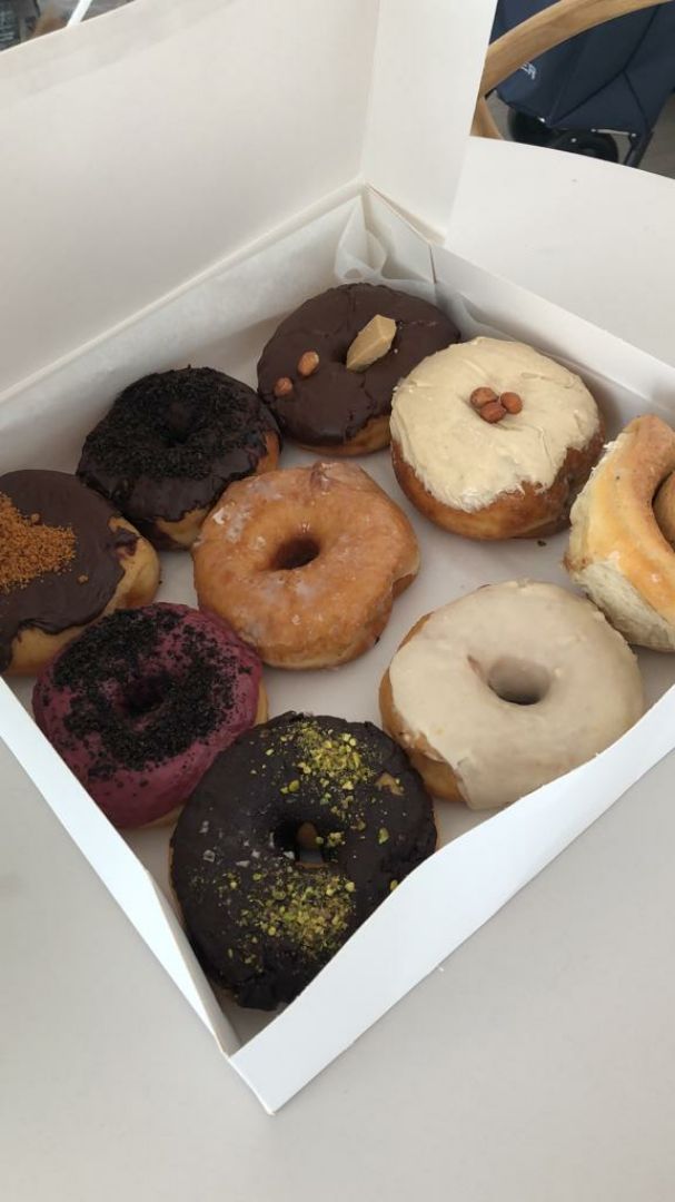 photo of Delish Vegan Doughnuts Donuts variados shared by @isabelc on  25 Aug 2019 - review