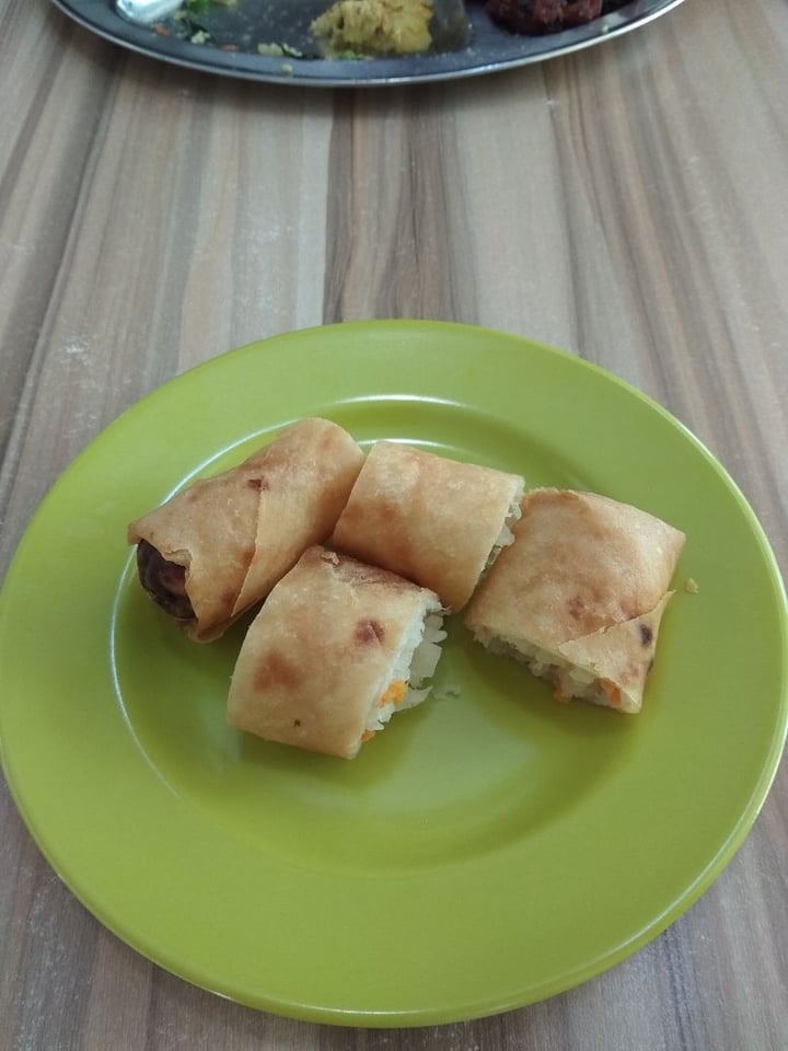 photo of Pines Food Court Spring Roll shared by @cody on  25 Mar 2019 - review