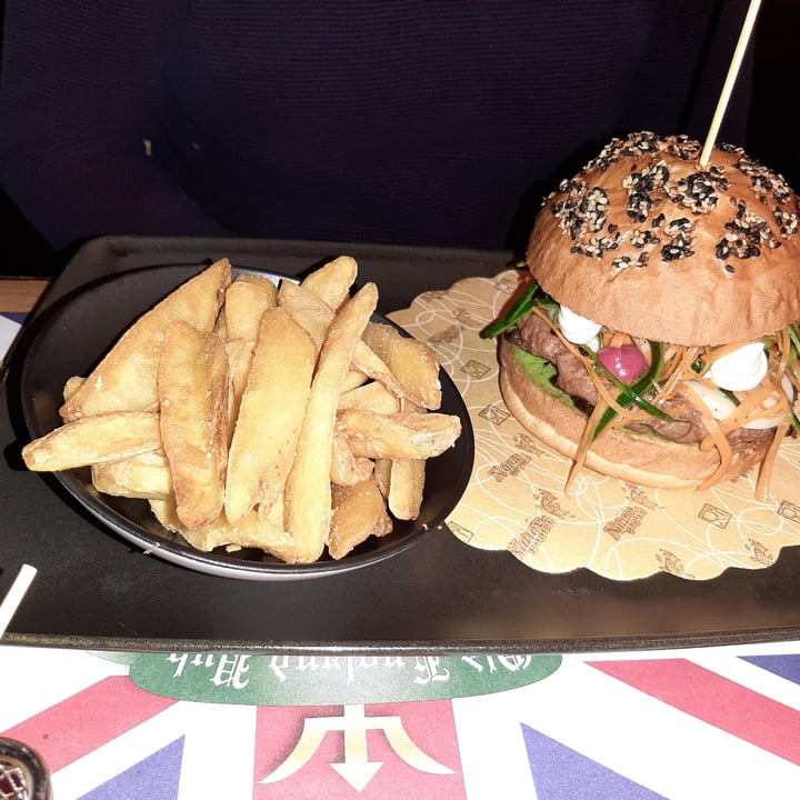 review photo of Old England Pub - Pub Birreria Padova Paradiso shared by @trimammagreen on 22 Mar 2022 - review