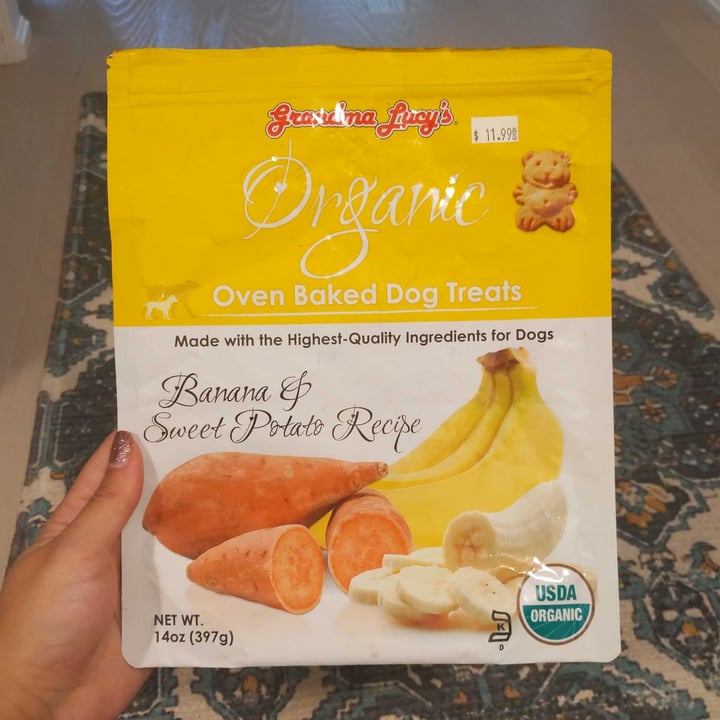 review photo of Grandma Lucy's Organic Oven Baked Dog Treats shared by @anacvlcnt on 07 Oct 2021 - review