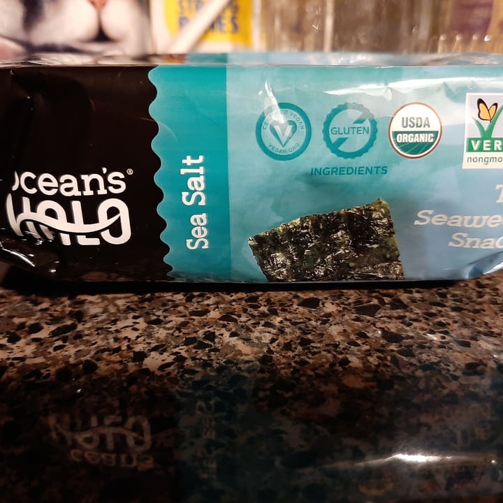 review photo of Ocean's Halo Sea Salt Seaweed Snack shared by @treehugginjen on 09 Nov 2021 - review