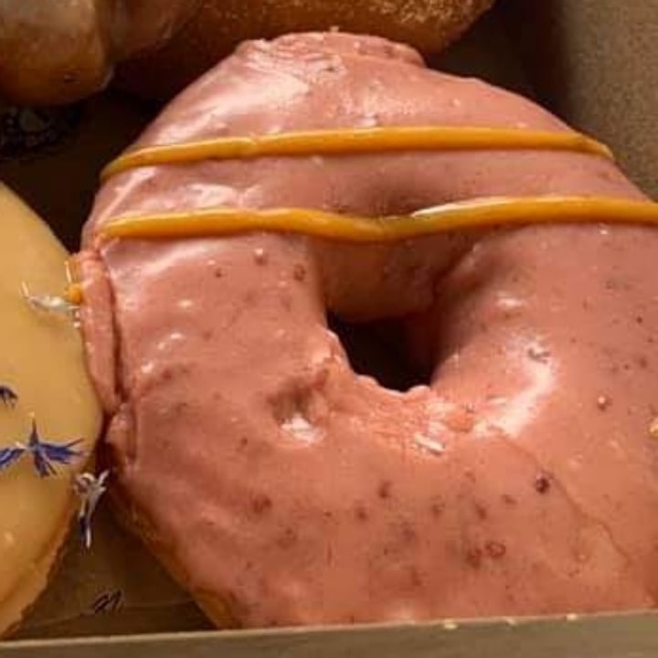 photo of Donut Monster Raspberry Habanero Donut shared by @lunatoon17 on  21 Aug 2020 - review