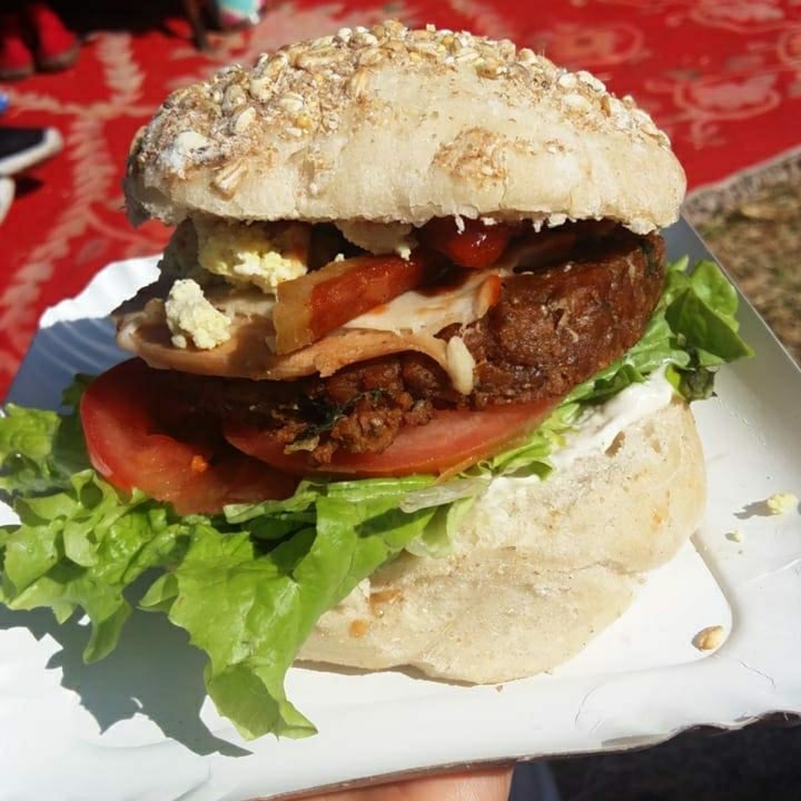 photo of Casa Mhia Hamburguesa Porteña shared by @narmoa on  01 Nov 2020 - review