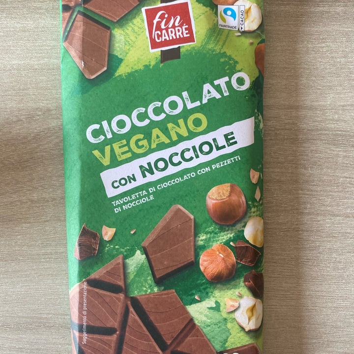 photo of Fin Carré Chocolate con avellanas troceadas shared by @laurettatrc on  16 May 2022 - review