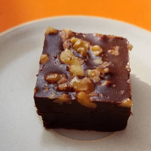 Photo of the dish “Walnut brownie”