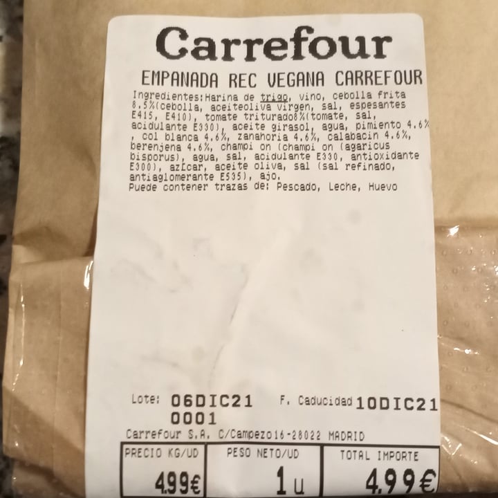 photo of Carrefour Empanada gallega vegana shared by @titoherbito on  07 Dec 2021 - review