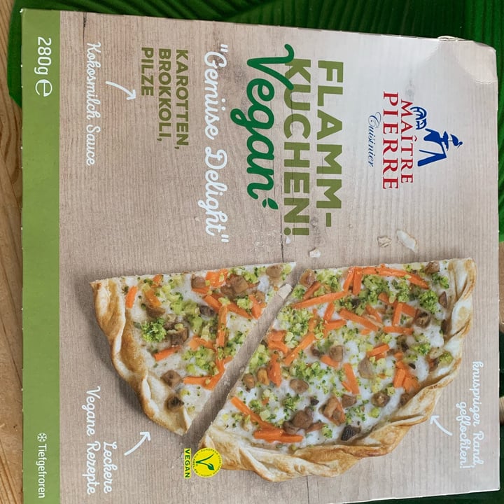 photo of Maître Jean Pierre flamm kuchen shared by @abao on  03 Jun 2022 - review