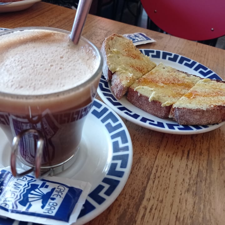 photo of Café Bar "El Muelle" Desayuno vegano shared by @conchipiron on  20 Jul 2021 - review
