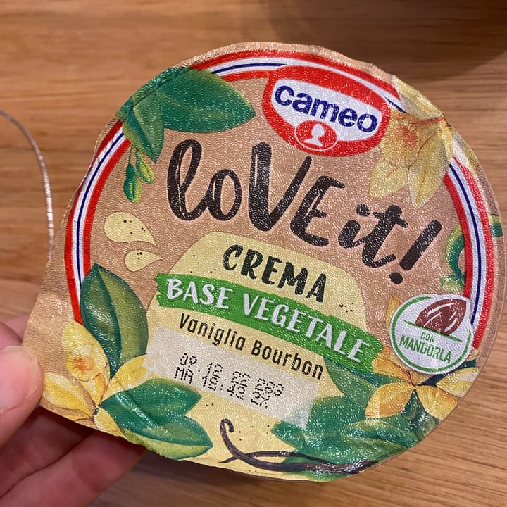 photo of Cameo crema base vegetale vaniglia bourbon shared by @kesidb on  11 Dec 2022 - review