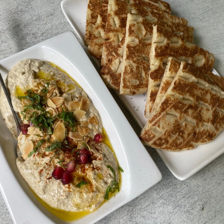 photo of Blu Kouzina Hummus Dip shared by @angiecwakefield on  06 Sep 2020 - review