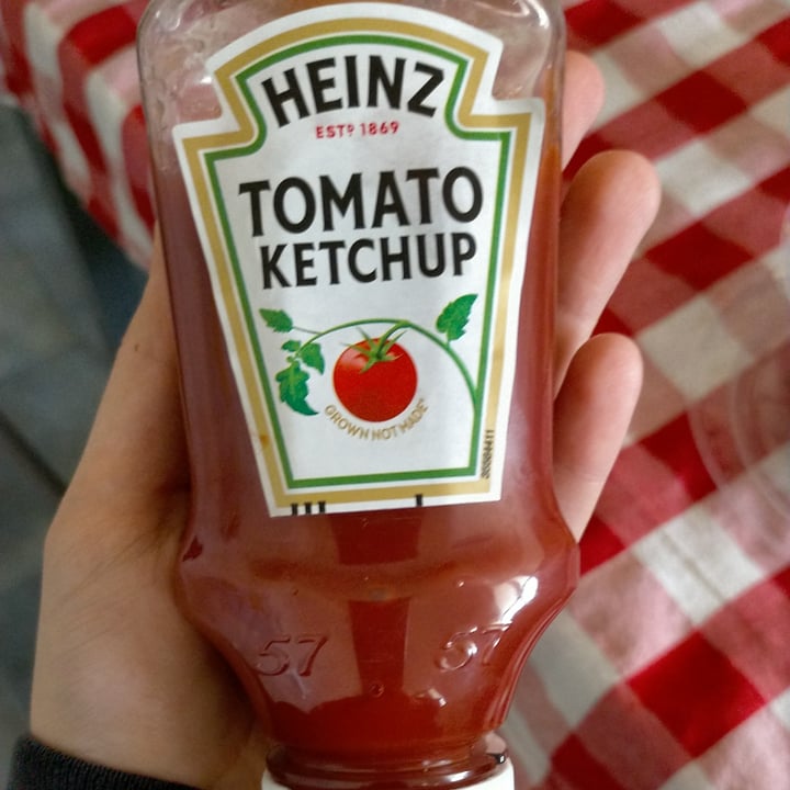 photo of Heinz Tomato Ketchup shared by @misguidedgrace on  14 Mar 2022 - review