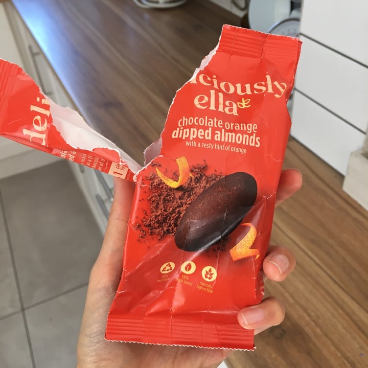 photo of Deliciously Ella Chocolate Dipped Almonds shared by @missteatime on  13 Jun 2021 - review
