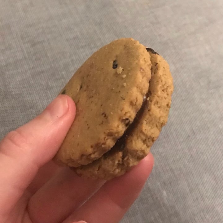 review photo of Nanuki Kuki Chocolate Chips & Salted Caramel shared by @katews on 09 Sep 2021 - review