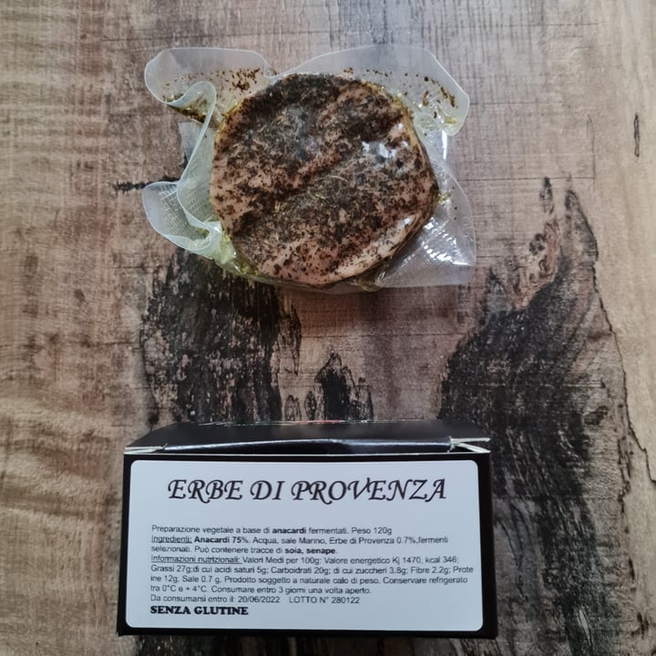 review photo of Il CashewFicio Cashewttina alle Erbe di Provenza shared by @michelazenari on 19 May 2022 - review