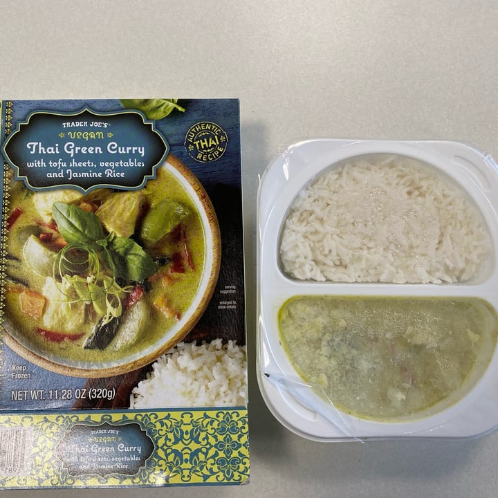 photo of Trader Joe's Thai Green Curry with tofu sheets, vegetables and Jasmine Rice shared by @jackz95 on  09 Dec 2021 - review