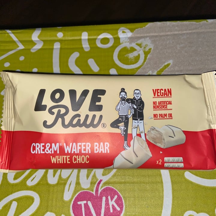 review photo of LoveRaw Cre&m Wafer Bar White Choc shared by @thebrummievegan on 29 May 2021 - review