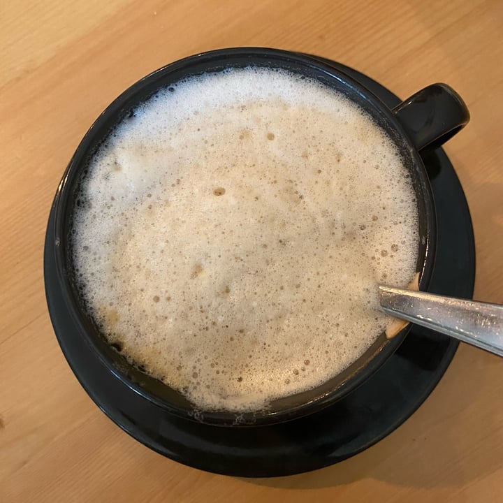 photo of geh Veg Cappuccino shared by @elisgreenworld on  20 Jul 2022 - review