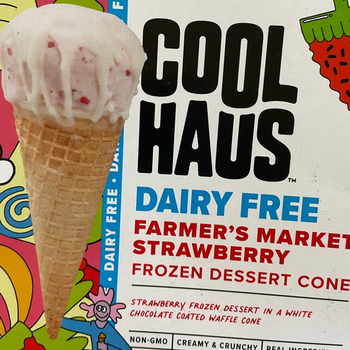 photo of COOL HAUS Farmer’s Market Strawberry Dessert Cone shared by @katlynnnn on  12 Nov 2022 - review
