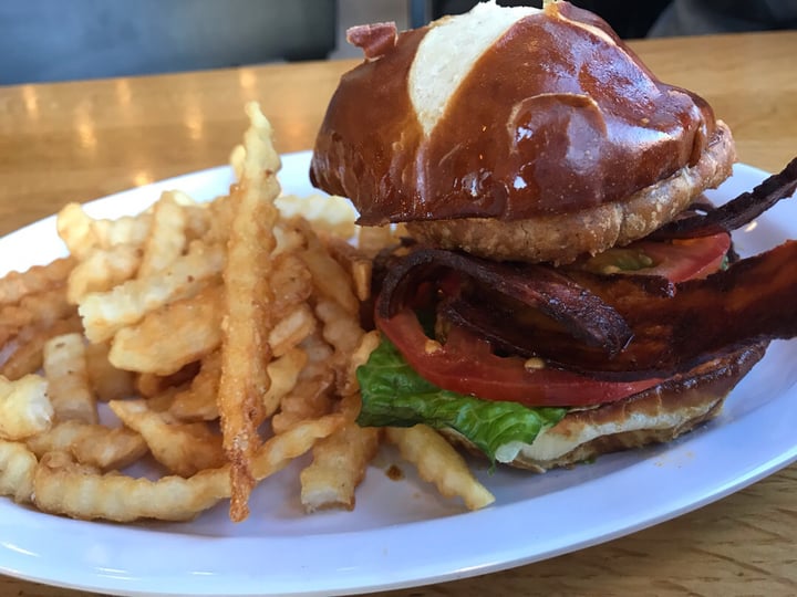 photo of J. Selby's Spicy Chickin’ Sandwich shared by @taylortots on  14 Dec 2018 - review