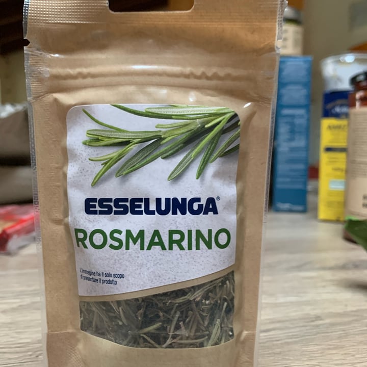 review photo of Esselunga Rosmarino shared by @silviasmile on 08 May 2022 - review