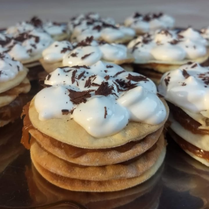 review photo of Felices Las Vacas Untable de Almendras Sabor Dulce de Leche Repostero shared by @jbuttarro on 23 Jul 2020 - review