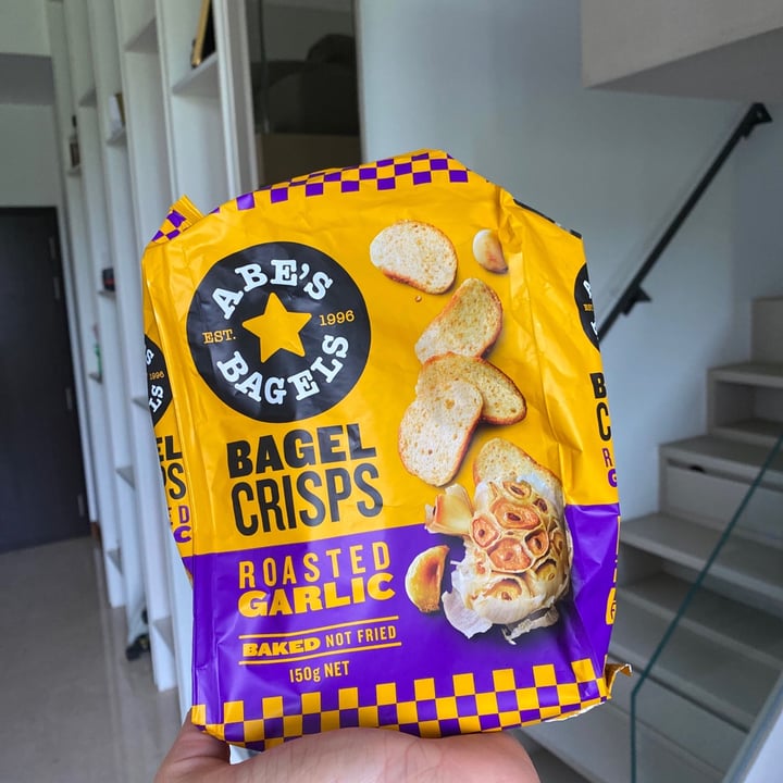 photo of Abe’s Bagels Roasted Garlic Bagel Crisps shared by @aarontorres on  08 Dec 2020 - review