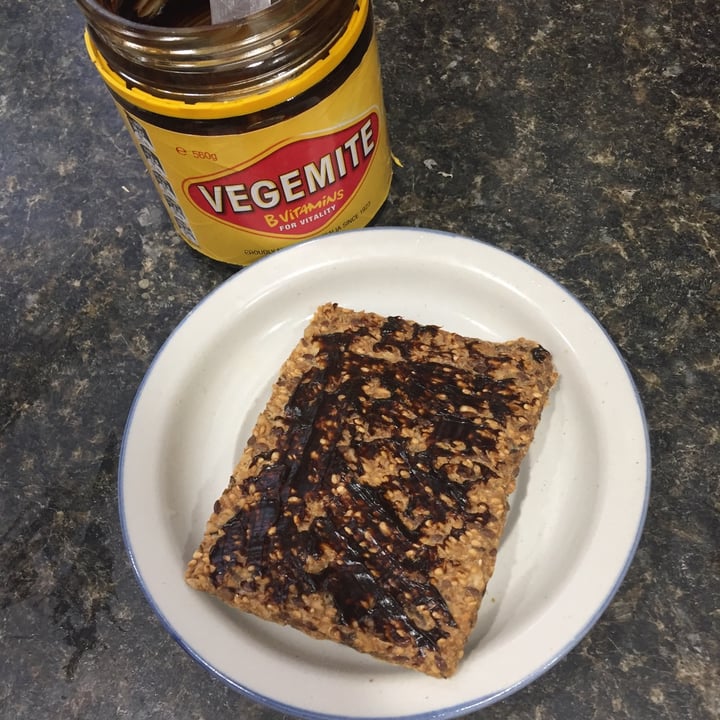 photo of Trader Joe's Crispbread Seeds & Grains shared by @awinter141 on  18 Mar 2021 - review