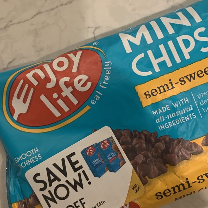 photo of Enjoy Life Dark Chocolate Morsels shared by @mariasgarden on  19 Oct 2021 - review