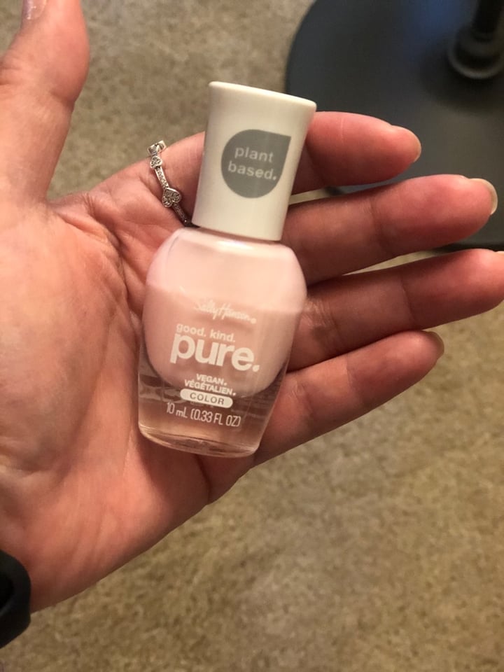 photo of Sally Hansen Good. Kind. Pure Nail Polish shared by @tortuguita on  03 Mar 2020 - review