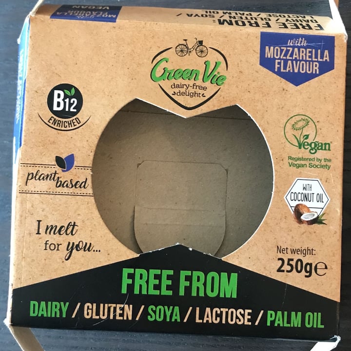 photo of GreenVie Foods Mozzarella shared by @elisapedicone on  01 Apr 2022 - review