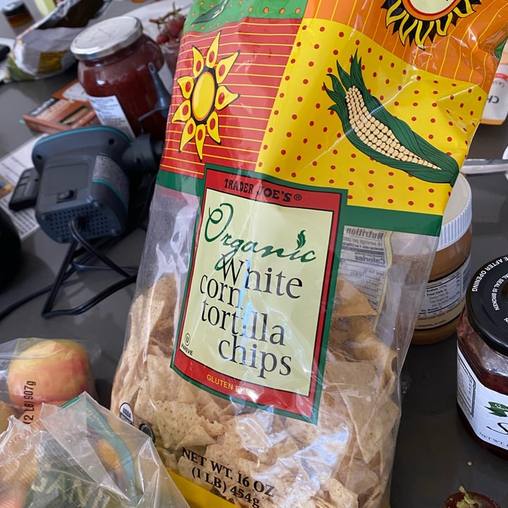 photo of Trader Joe's Salted Tortilla Chips shared by @zoerooster on  28 Feb 2022 - review