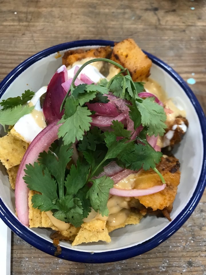 photo of Aujourd'hui Demain Les petits nachos shared by @veganliving on  11 Mar 2020 - review