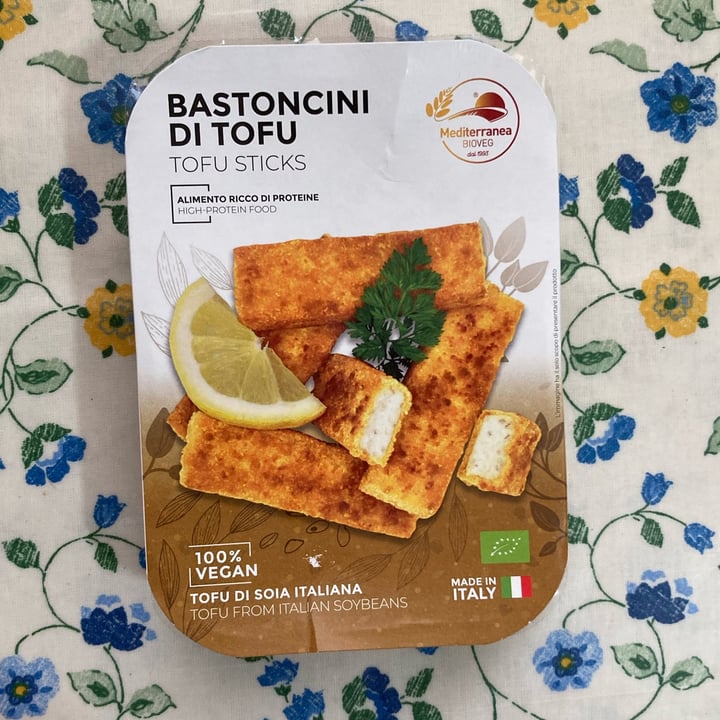 photo of Mediterranea BioVeg bastoncini di tofu shared by @flasol on  02 Dec 2021 - review