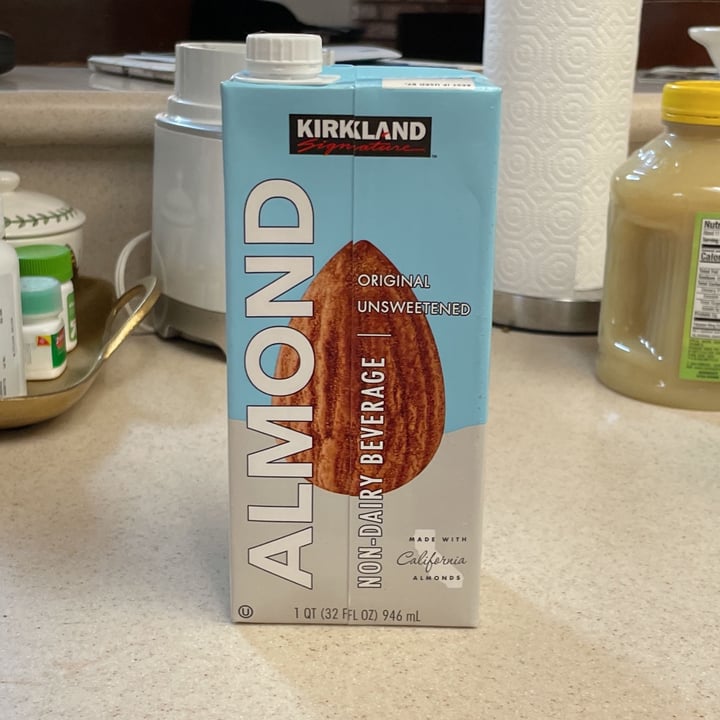 review photo of Kirkland Signature Almond milk shared by @priscillab on 18 Feb 2022 - review