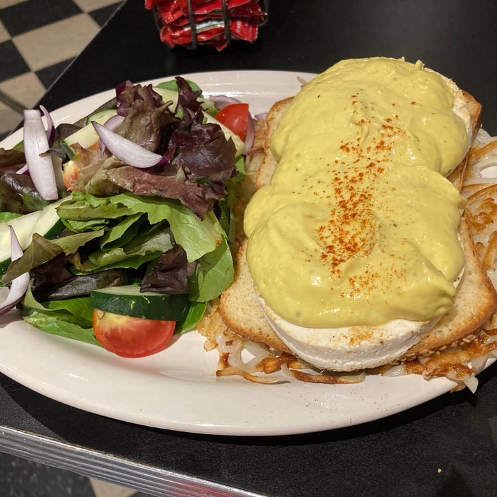 photo of Champs Diner Tofu Benedict shared by @avecdeschiens on  23 Jun 2022 - review