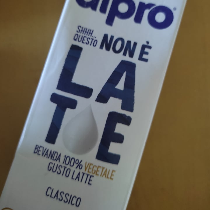 review photo of Alpro Shhh...Questo Non è Latte (CLASSICO) shared by @melybz on 11 Sep 2022 - review
