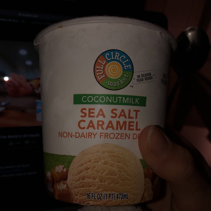 photo of Full Circle Market Sea Salt Caramel Non-Dairy Frozen Dessert (Coconut Milk) shared by @agattelaro on  23 Mar 2021 - review