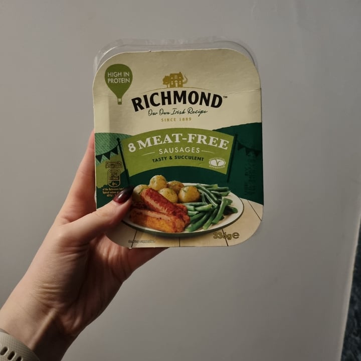photo of Richmond Richmond Meat Free Sausages shared by @chupbailey on  16 Nov 2021 - review