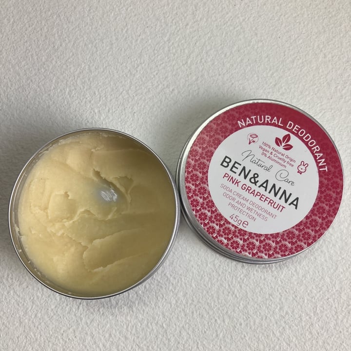 photo of Ben & Anna Deodorante in latta Pink Grapefruit shared by @viviana23 on  13 May 2021 - review