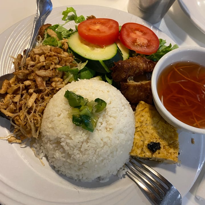 photo of Golden Era Tofu plate with rice shared by @natalia888light on  28 Jun 2022 - review