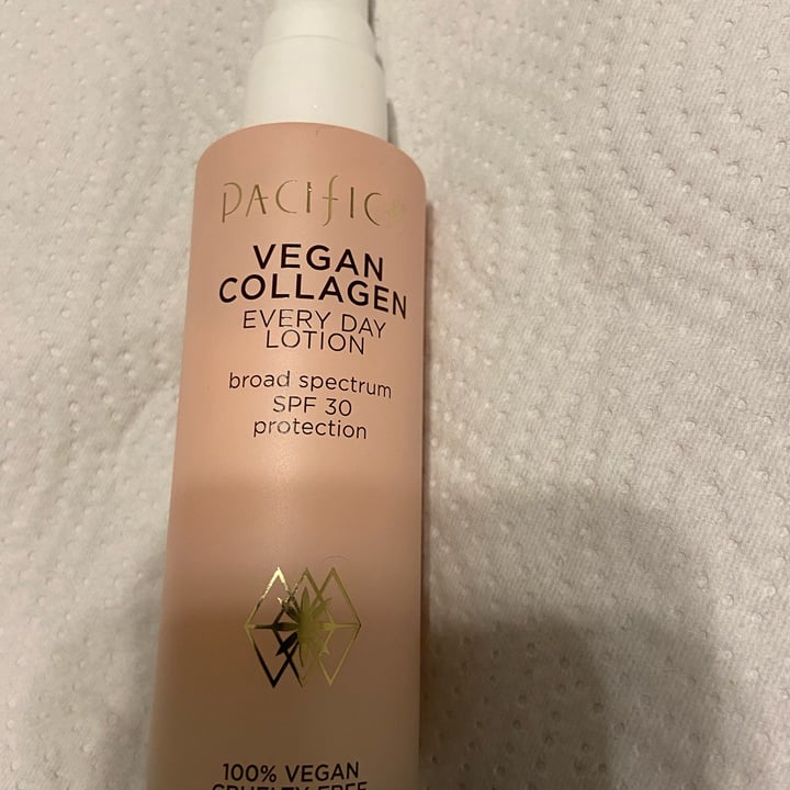 review photo of Pacifica Vegan collagen everyday lotion shared by @dkcfoh on 30 May 2022 - review
