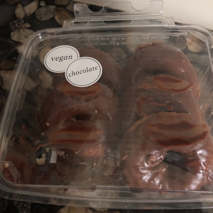 review photo of Whole Foods Market Vegan donuts shared by @springfarmsanctuary on 16 May 2021 - review