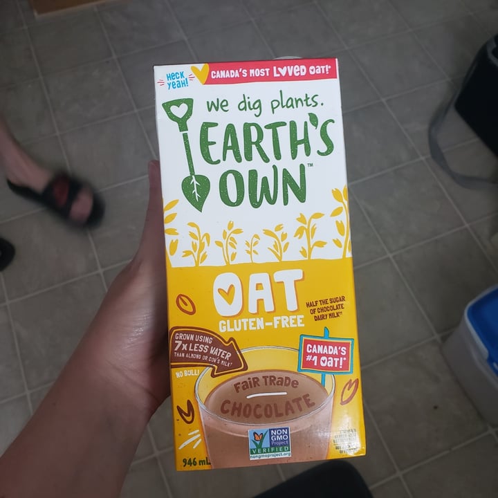 photo of Earth's Own Chocolate Oat Milk shared by @mandylee on  29 Jun 2021 - review