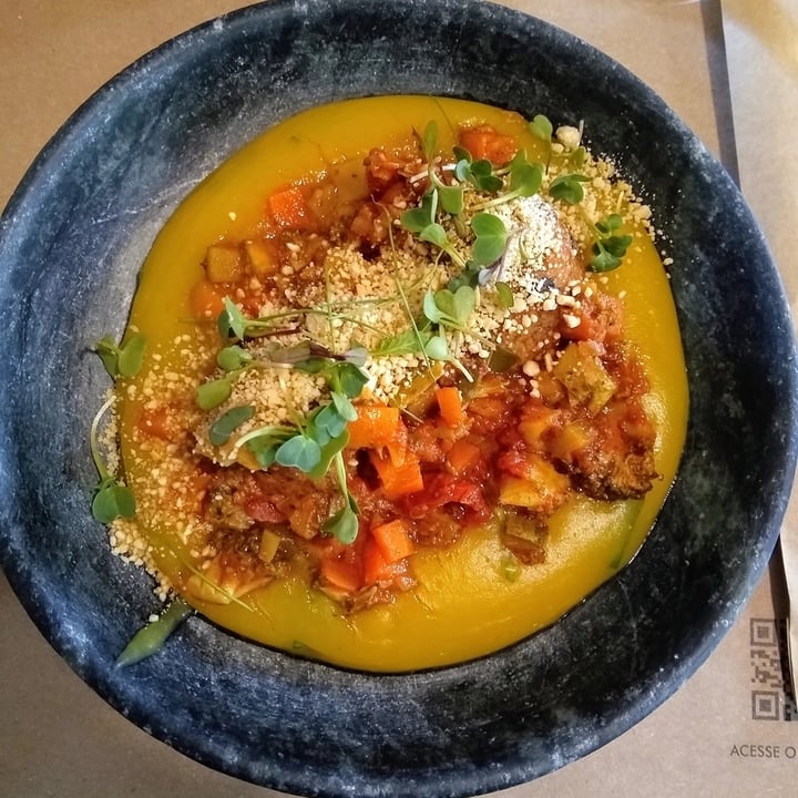 review photo of Casa RAW Mousseline de mandioquinha com almôndegas de cogumelos shared by @marcusviniciuscosta on 21 Aug 2021 - review