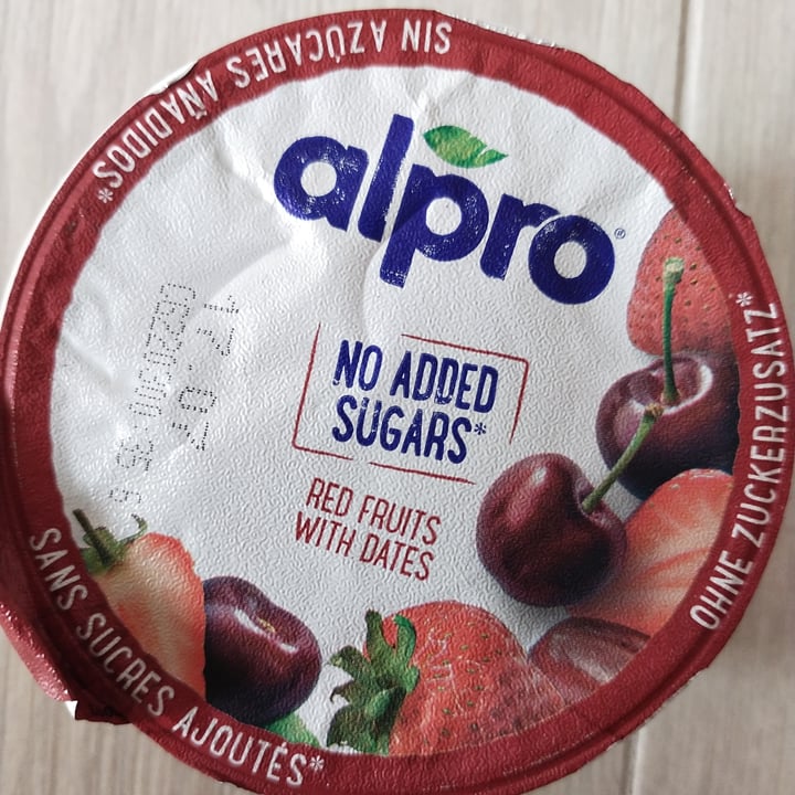 photo of Alpro Yogurt Red Fruits With Dates shared by @robertacao on  23 Jun 2022 - review